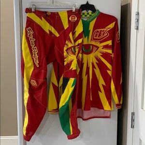 NWOT Troy Lee Designs Riding Pants 30 Jersey M Red